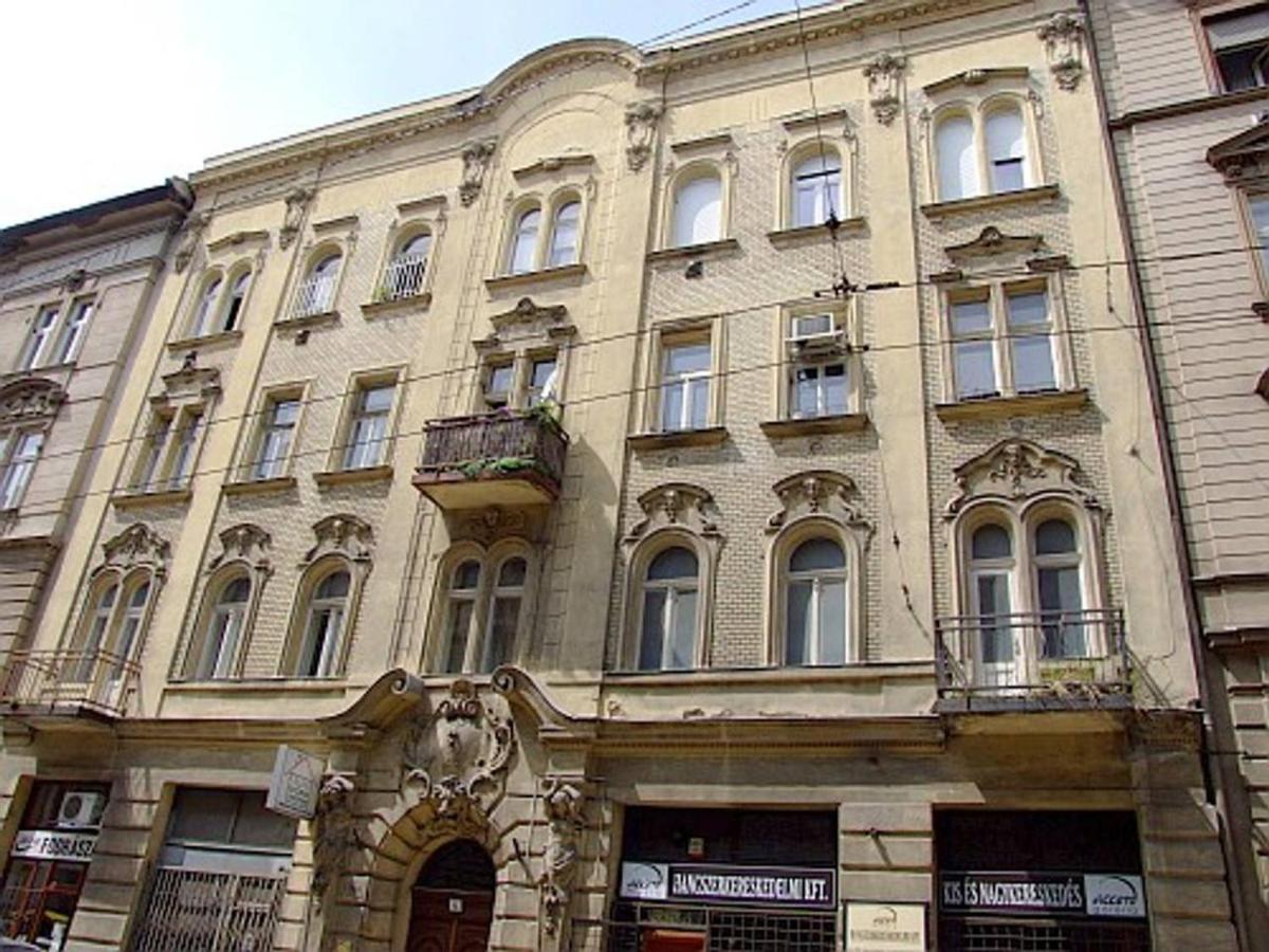 Comfy, Renewed 3 Bedroom Apt In Center Budapeşte Dış mekan fotoğraf